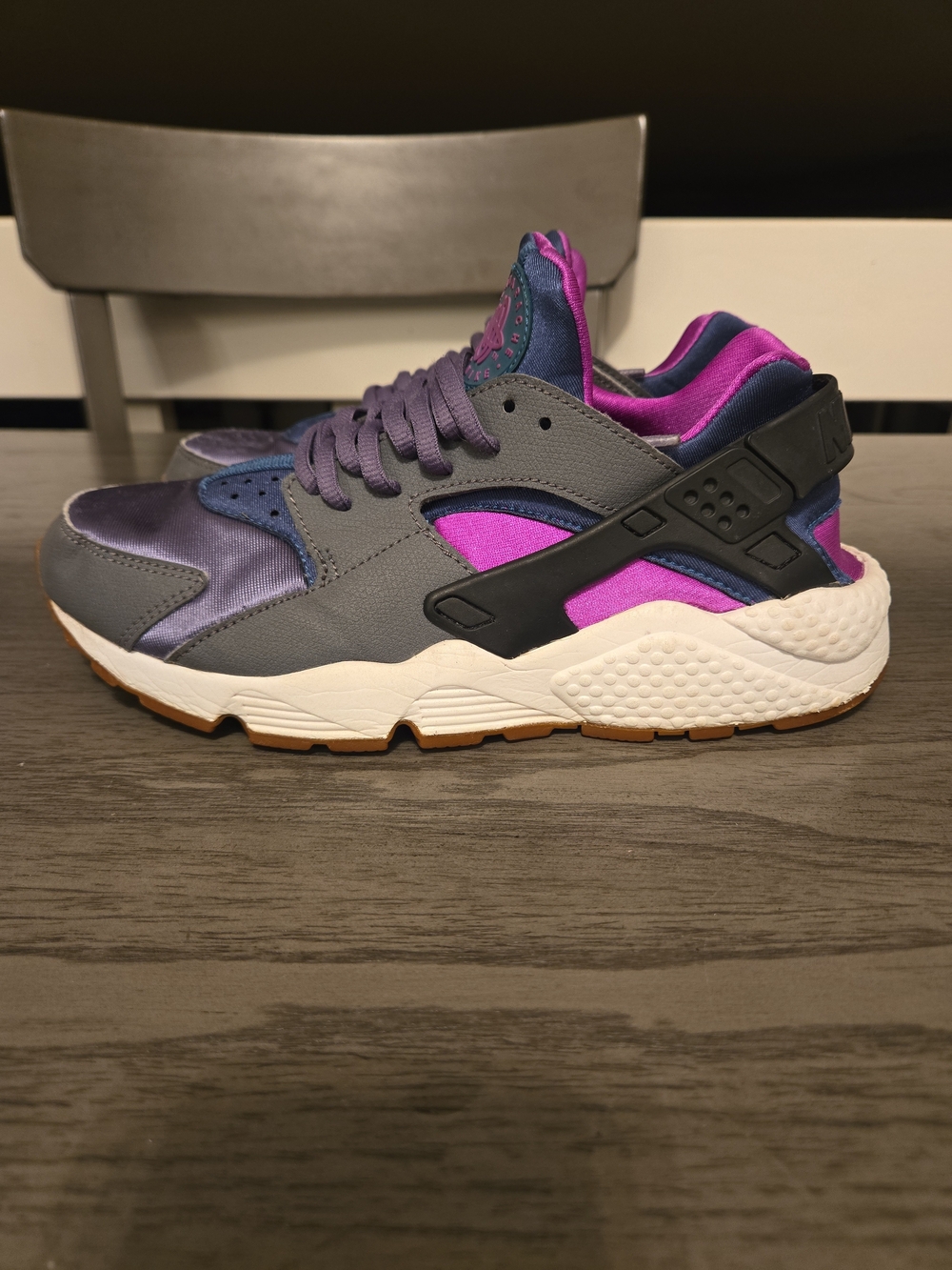 WMNS NIKE AIR HUARACHE RUN DARK GREY-TEAL  [634835-016] Size 9